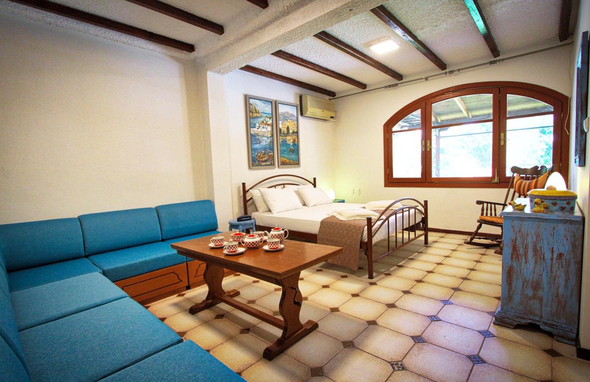 Aquamarine Appartement PalaiónTsiflíkion